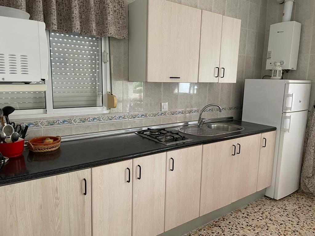 Apartamentos Bolonia Paraiso Екстериор снимка