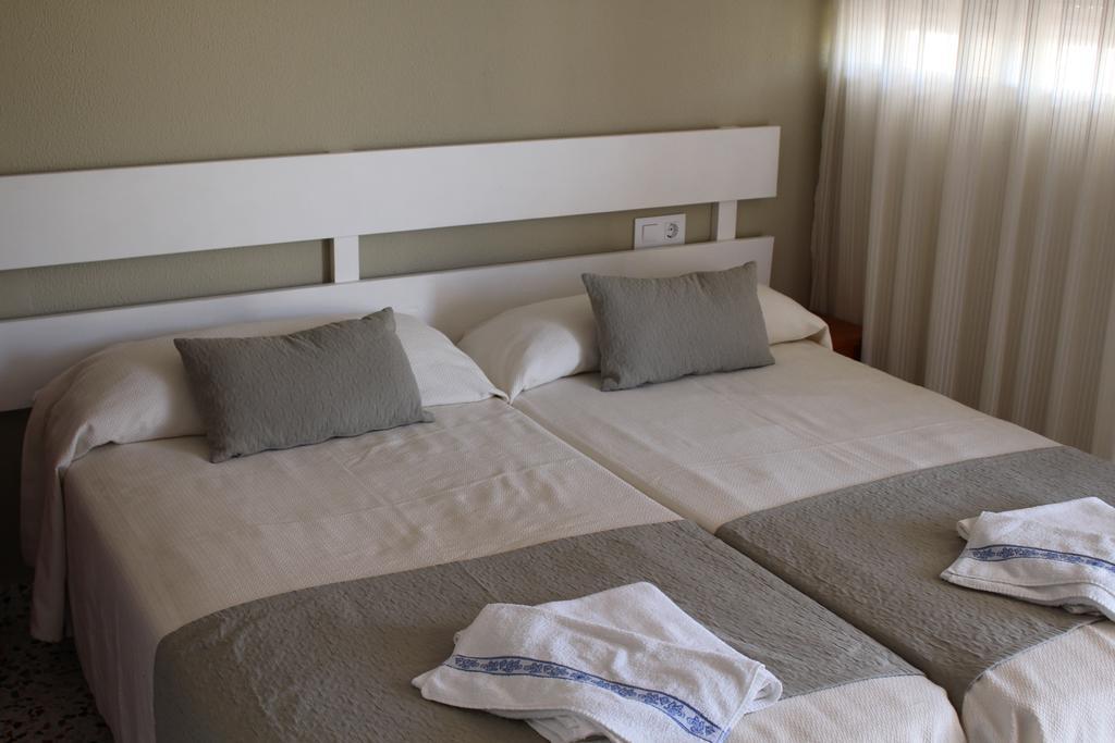 Apartamentos Bolonia Paraiso Екстериор снимка