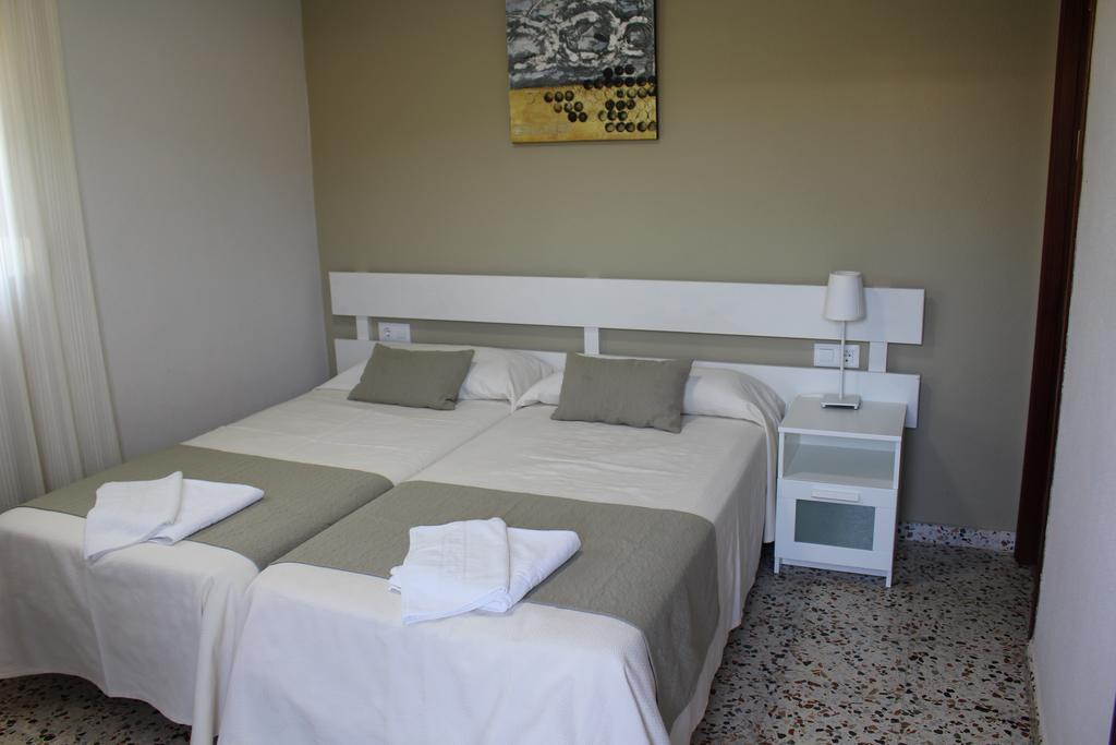 Apartamentos Bolonia Paraiso Екстериор снимка