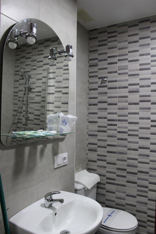 Apartamentos Bolonia Paraiso Екстериор снимка