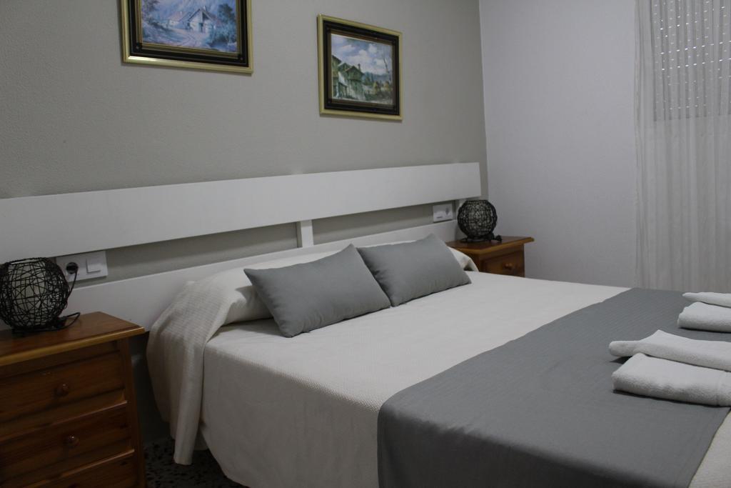 Apartamentos Bolonia Paraiso Екстериор снимка
