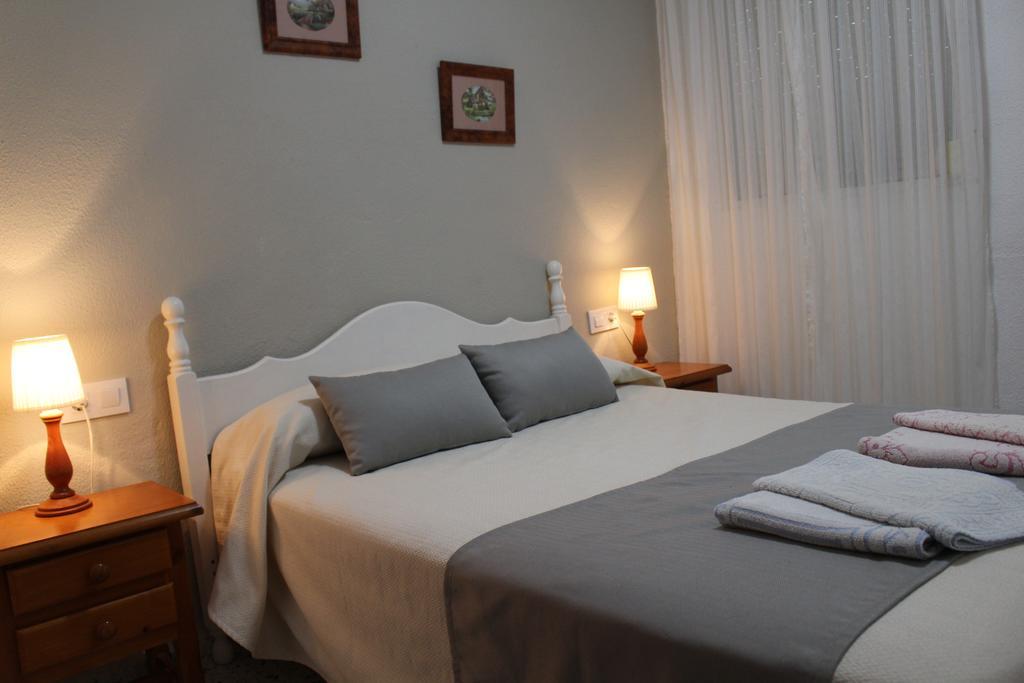 Apartamentos Bolonia Paraiso Екстериор снимка