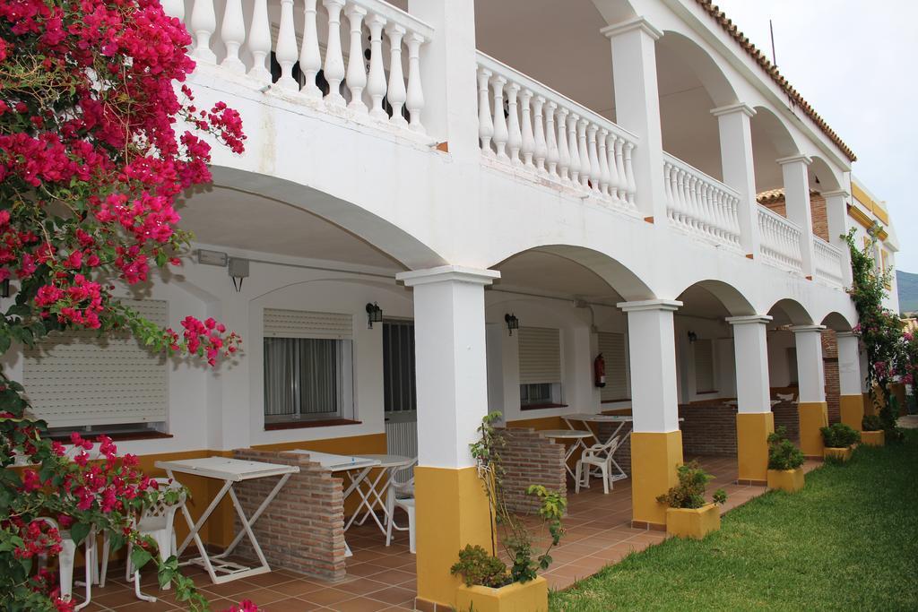 Apartamentos Bolonia Paraiso Екстериор снимка