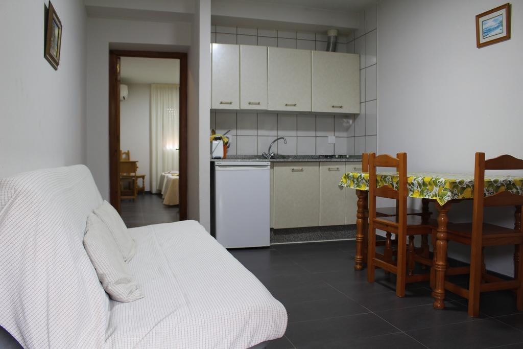 Apartamentos Bolonia Paraiso Екстериор снимка