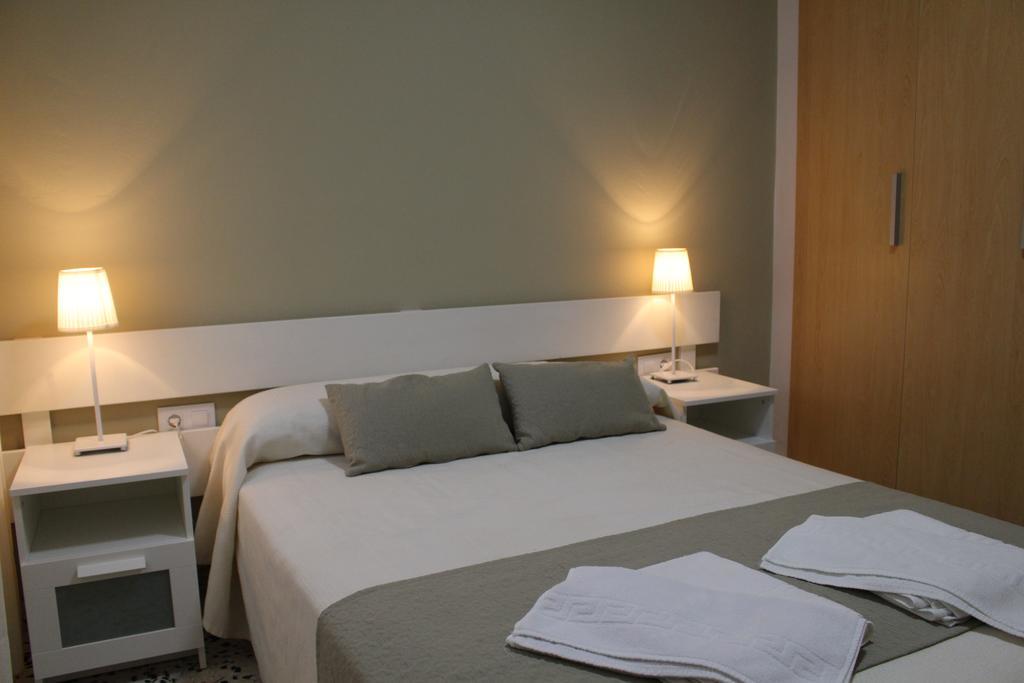 Apartamentos Bolonia Paraiso Екстериор снимка
